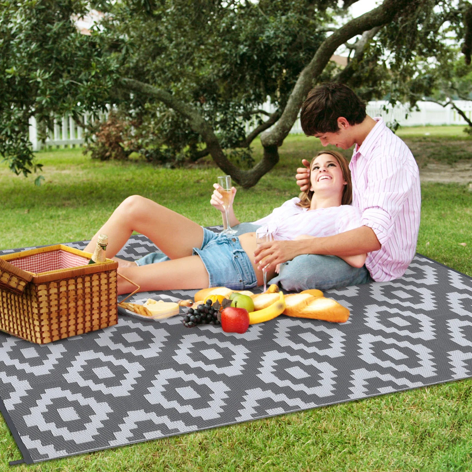 Outdoor Rug Plastic Straw Rug Modern Geometric