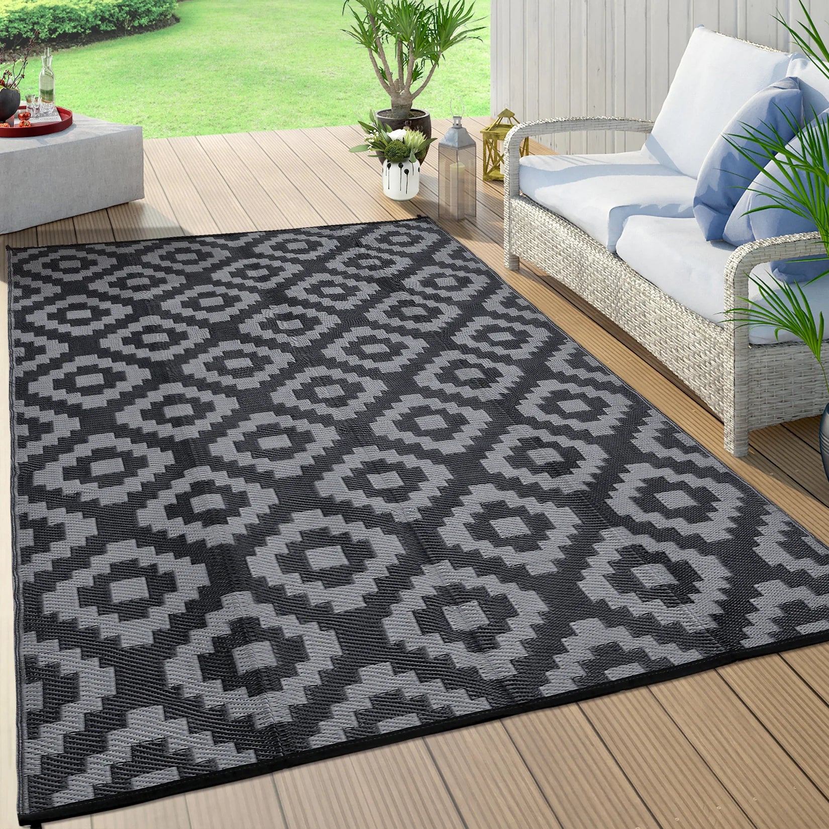 Outdoor Rug Plastic Straw Rug Modern Geometric