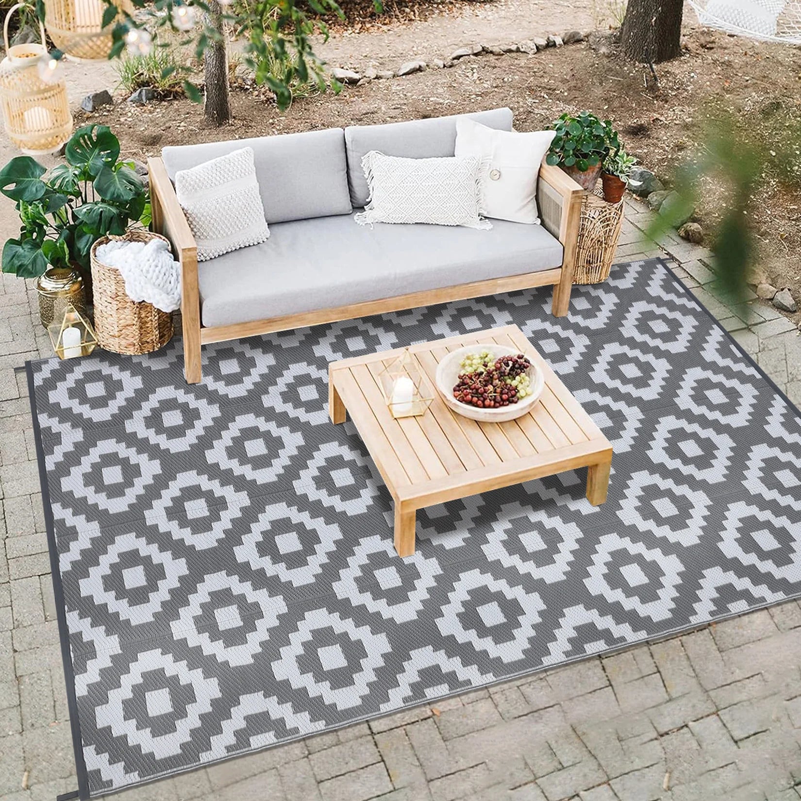 Outdoor Rug Plastic Straw Rug Modern Geometric