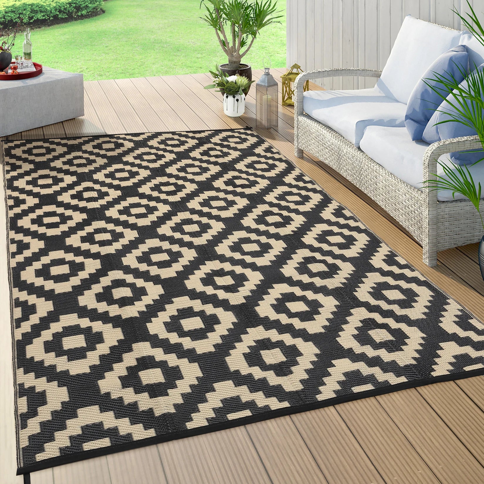 Outdoor Rug Plastic Straw Rug Modern Geometric